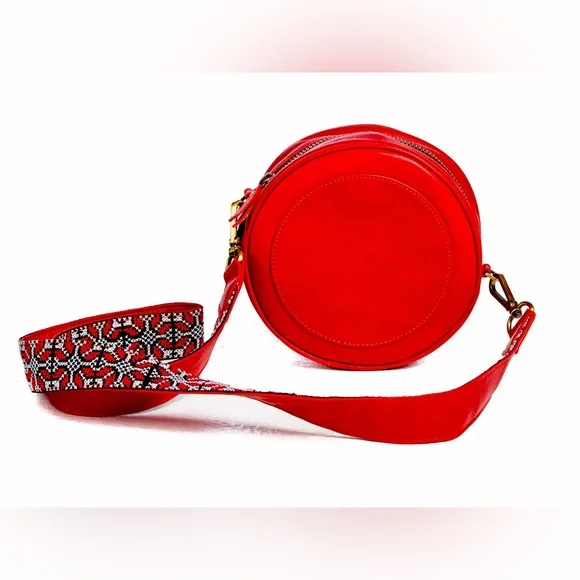 New! 🎈🎈🎈🎈🎈🇺🇸- Red leather bag with Palestinian embroidery strap